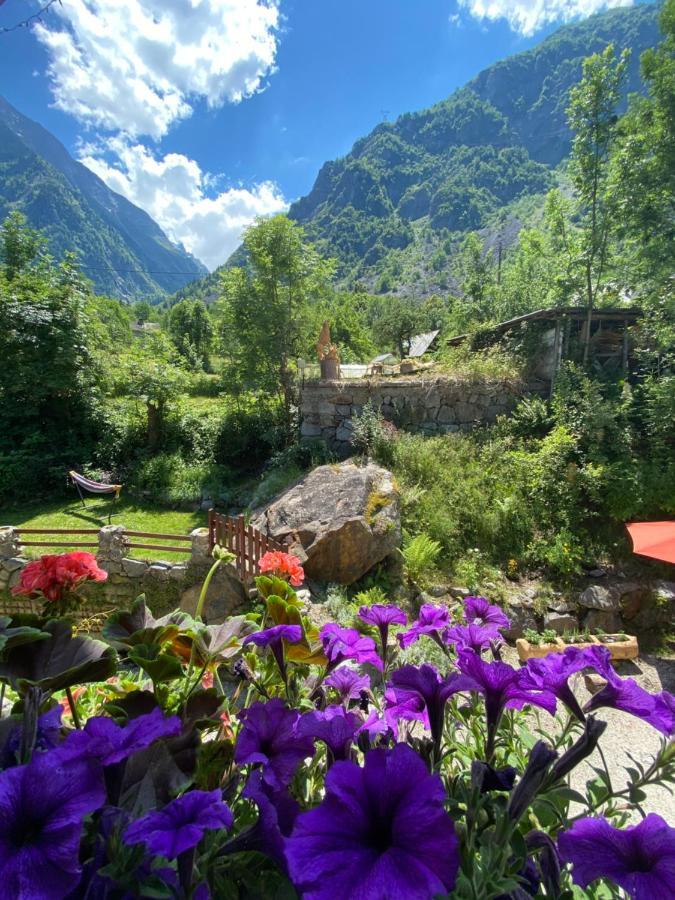 Ecrins Lodge Le Bourg-d'Oisans Exterior photo